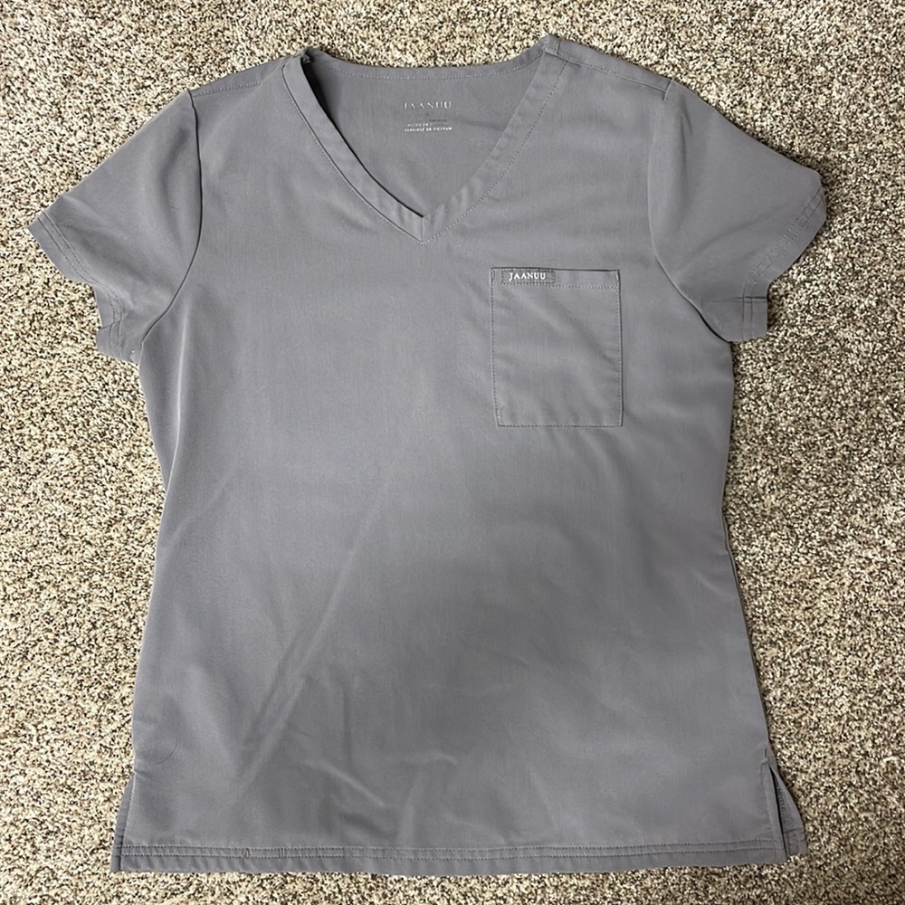 Jaanuu Women’s Scrub Top